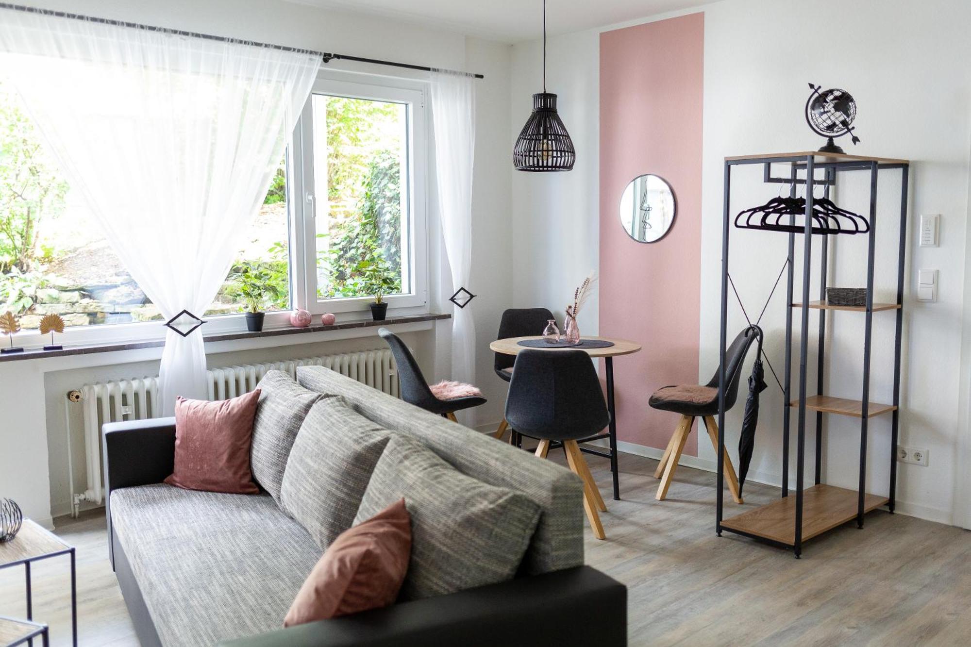 Best Stay Moderne Stadtwohnungen In Huenfeld - Kueche, Schlafsofa, Terrasse Oder Balkon Wlan Smart Tv Buitenkant foto